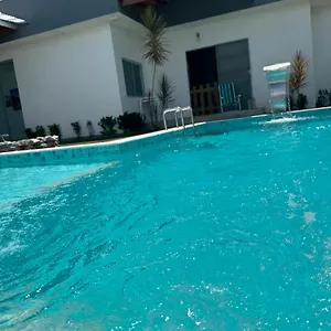  Quarto em Acomodações Particulares Aconchegante Com Delicioso Cafe Da Manha